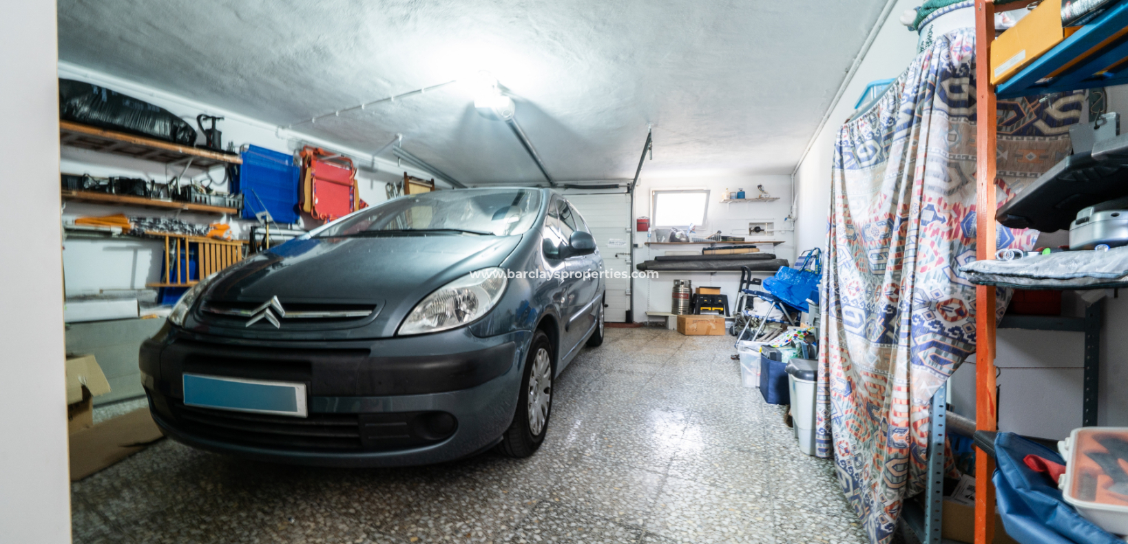 Resale - Freistendhe Villa - Urb. La Marina