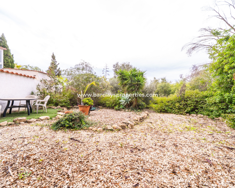 Resale - Freistendhe Villa - Urb. La Marina