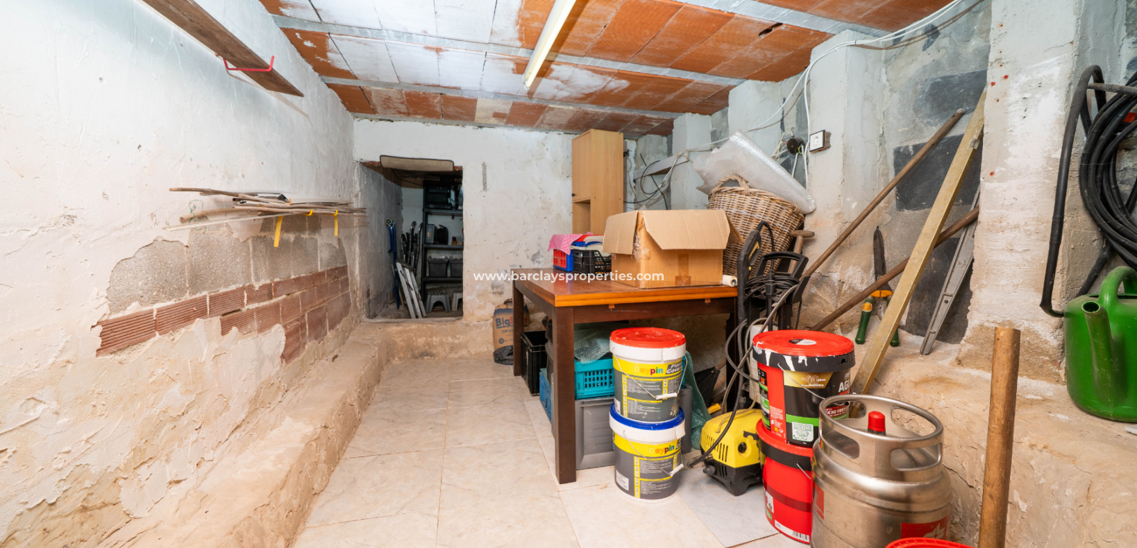 Resale - Freistendhe Villa - Urb. La Marina