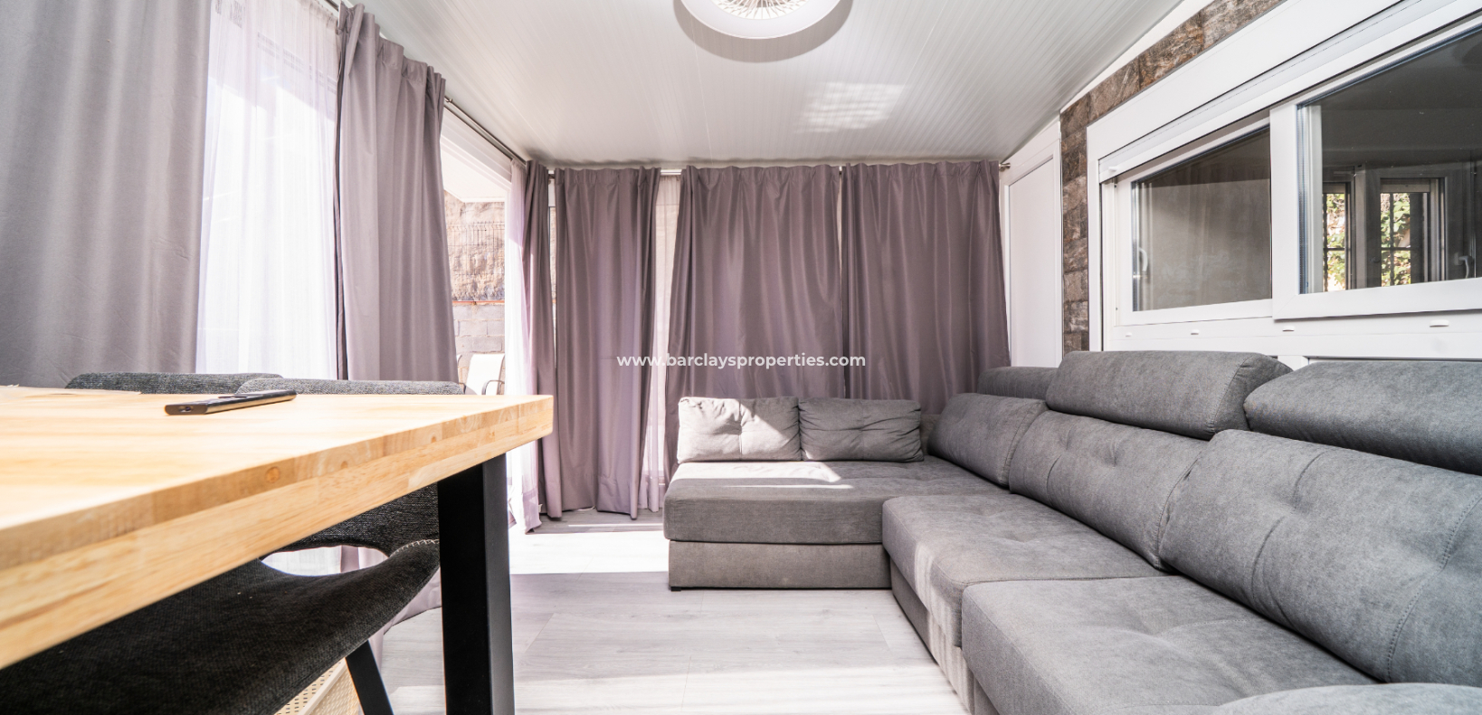 Resale - Freistendhe Villa - Urb. La Marina