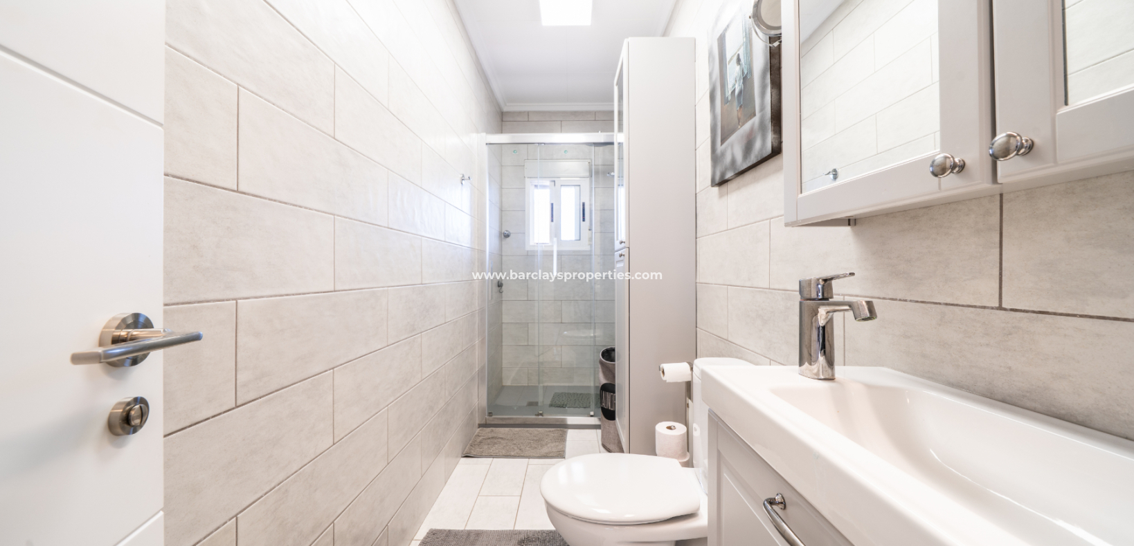 Resale - Freistendhe Villa - Urb. La Marina