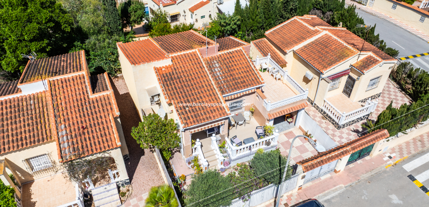 Resale - Freistendhe Villa - Urb. La Marina