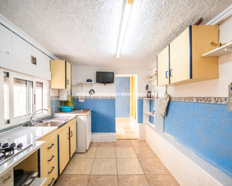 Resale - Freistendhe Villa - Urb. La Marina