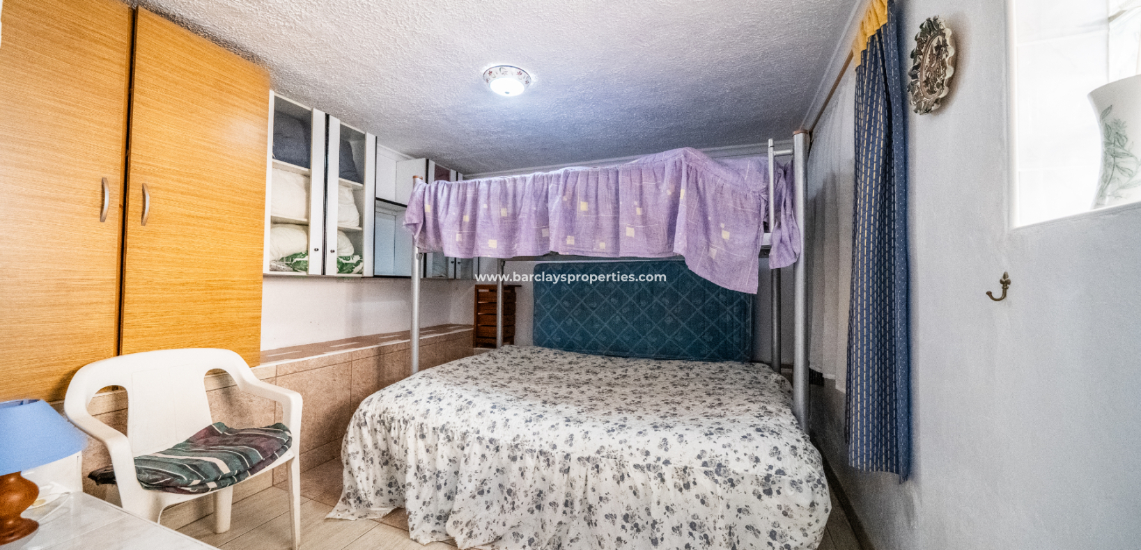 Resale - Freistendhe Villa - Urb. La Marina