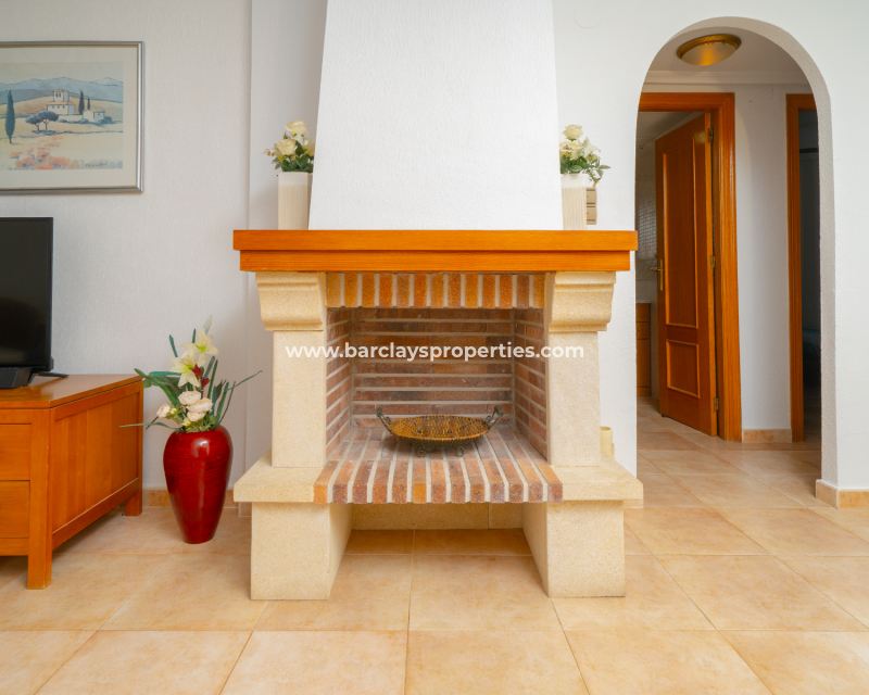 Resale - Freistendhe Villa - Urb. La Marina