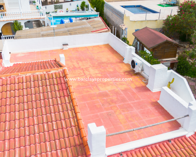 Resale - Freistendhe Villa - Urb. La Marina