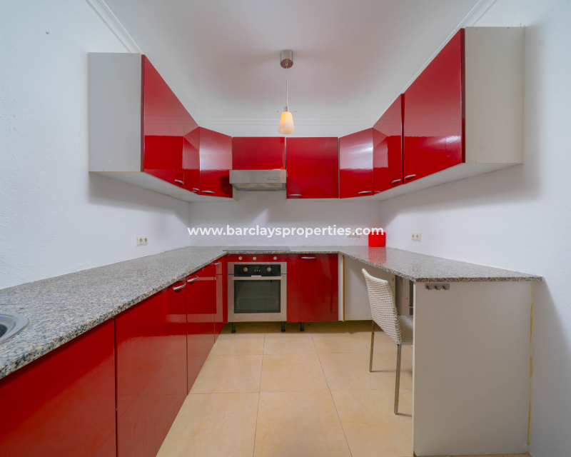 Resale - Freistendhe Villa - Urb. La Marina