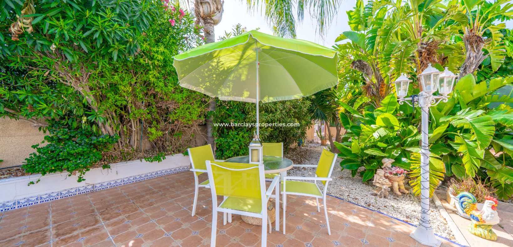Resale - Freistendhe Villa - Urb. La Marina
