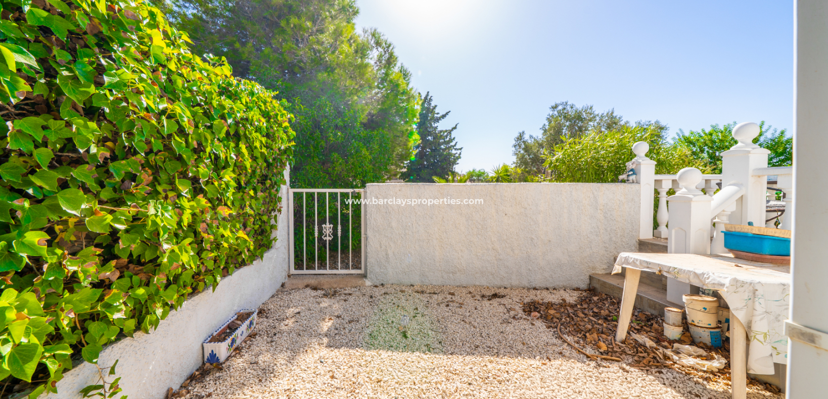 Resale - Freistendhe Villa - Urb. La Marina