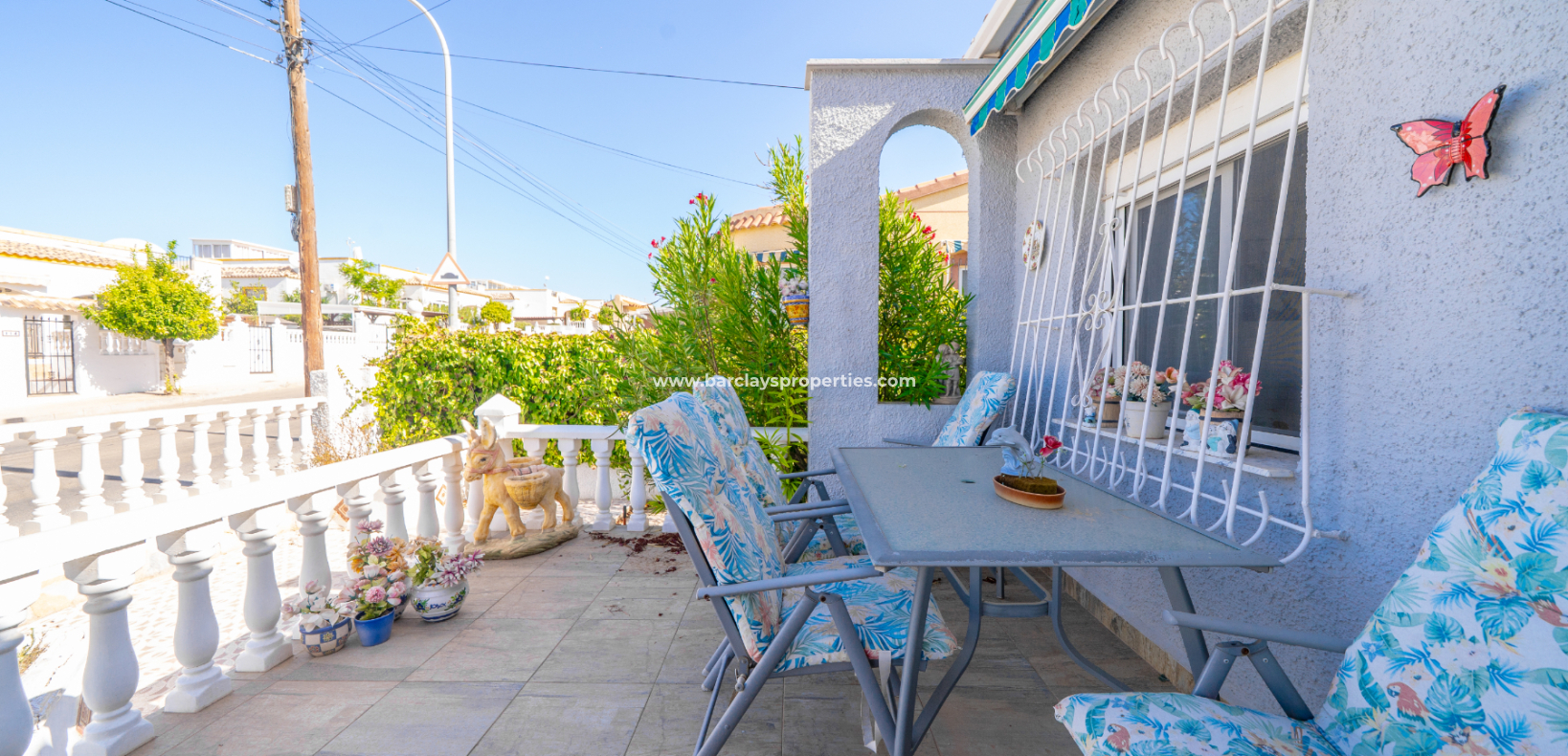 Resale - Freistendhe Villa - Urb. La Marina