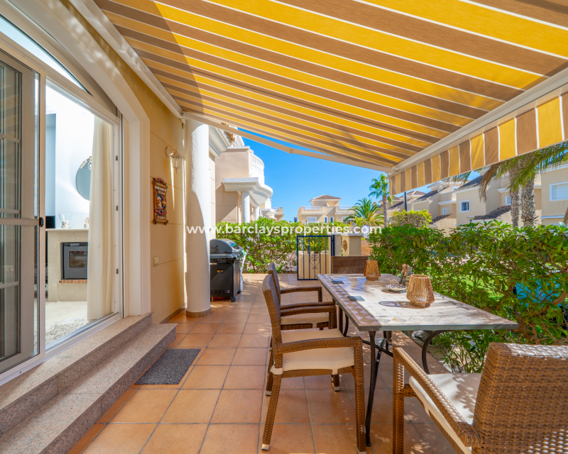 Resale - Freistendhe Villa - Urb. La Marina