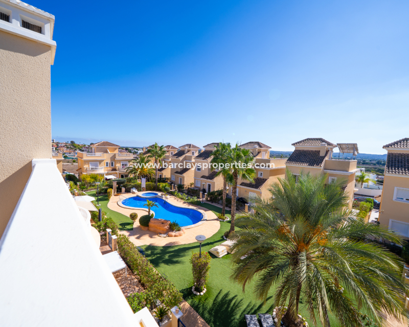 Resale - Freistendhe Villa - Urb. La Marina
