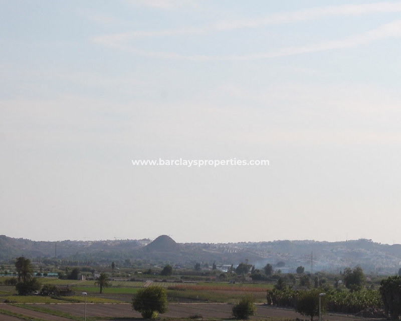 Resale - Freistendhe Villa - Urb. La Marina