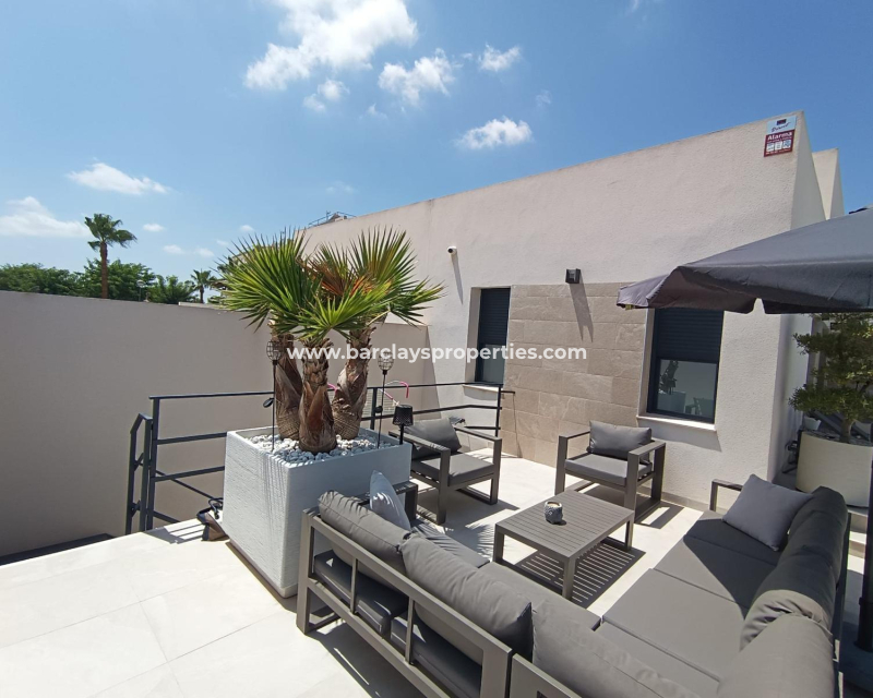 Resale - Fristaende Villa  - Daya Nueva