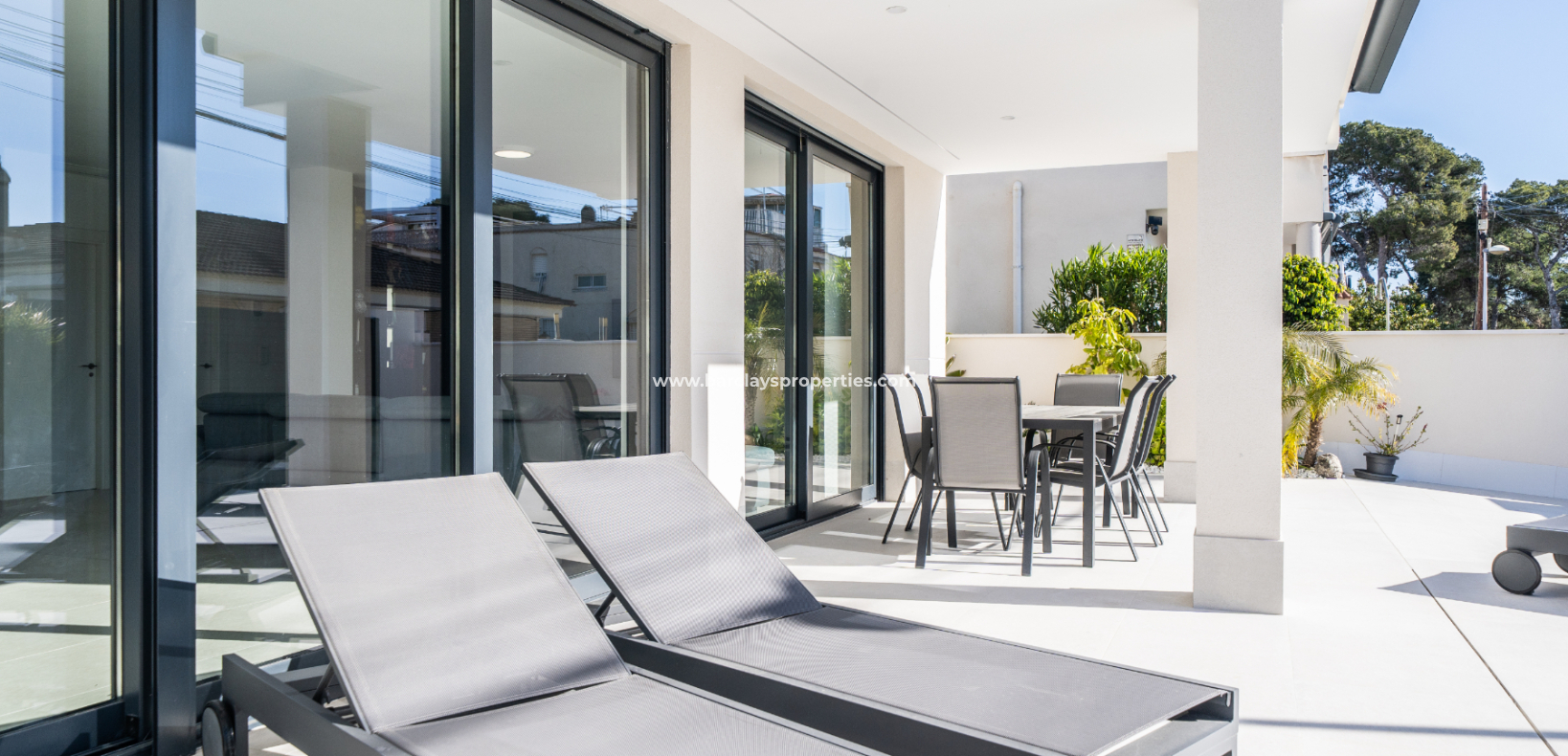 Resale - Fristaende Villa  - Guardamar del Segura - Urb Costabella