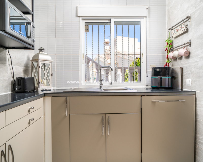 Resale - Fristaende Villa  - Rojales