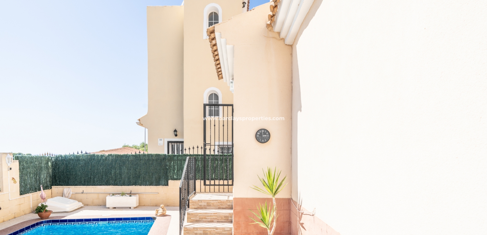 Resale - Fristaende Villa  - Urb. El Oasis - La Marina