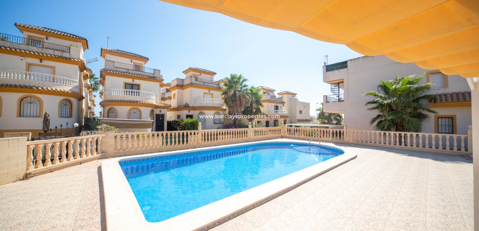 Resale - Fristaende Villa  - Urb. El Oasis - La Marina