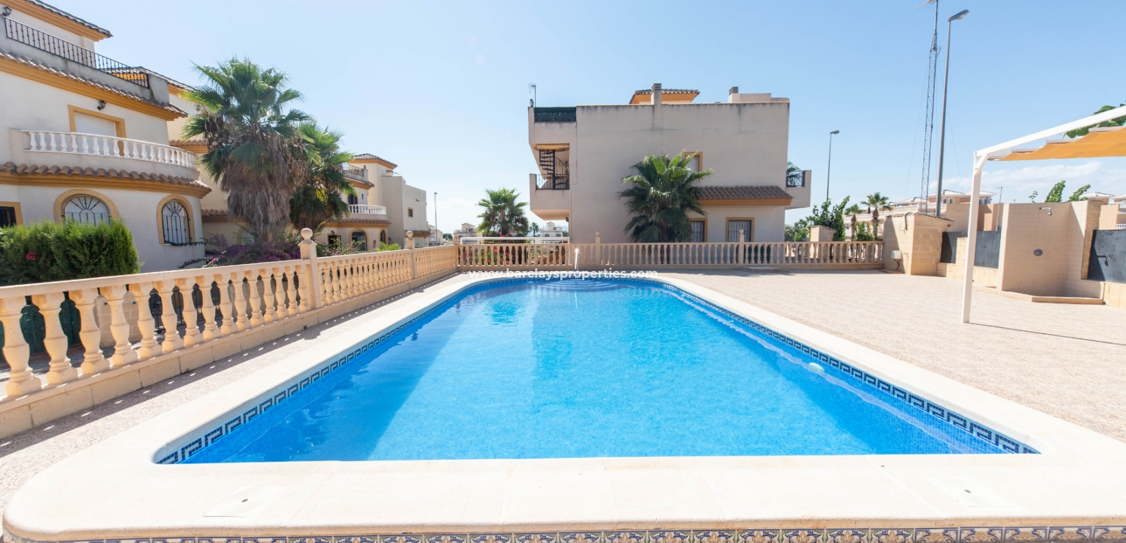 Resale - Fristaende Villa  - Urb. El Oasis - La Marina