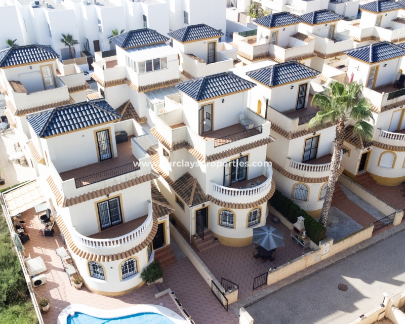 Resale - Fristaende Villa  - Urb. El Oasis - La Marina