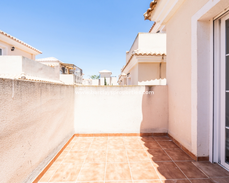 Resale - Fristaende Villa  - Urb. El Oasis - La Marina