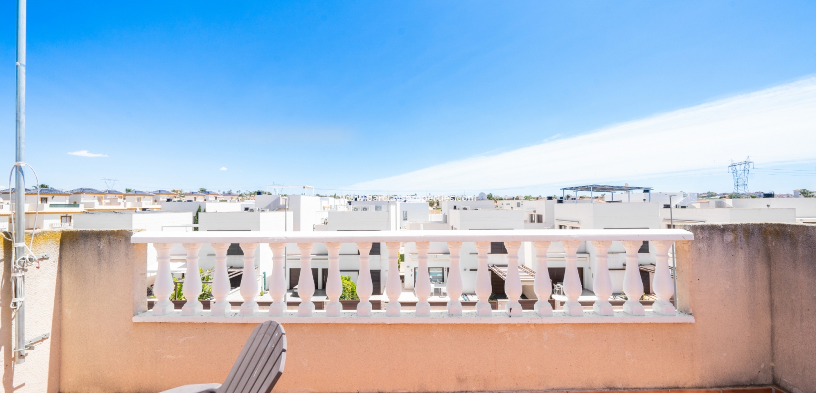 Resale - Fristaende Villa  - Urb. El Oasis - La Marina