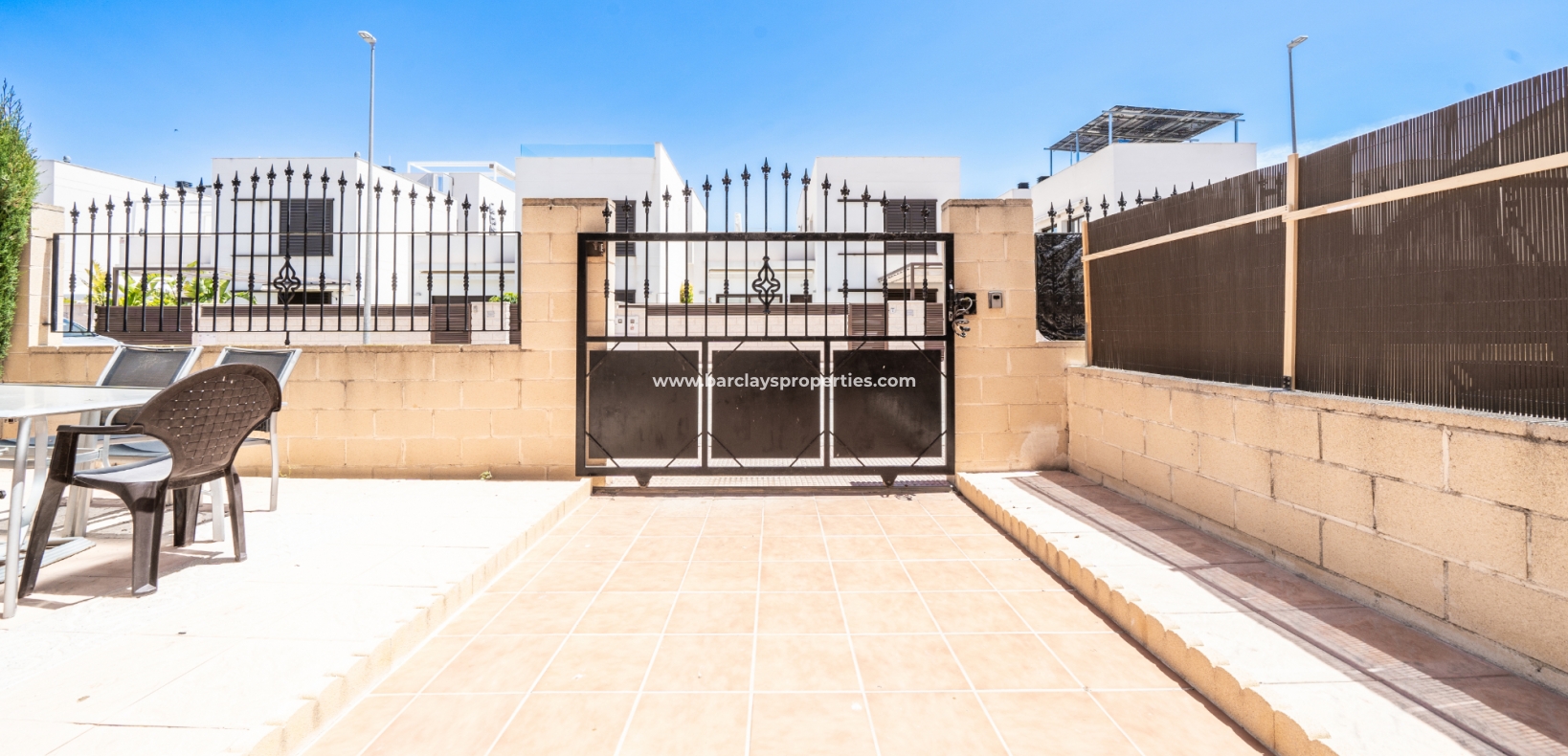 Resale - Fristaende Villa  - Urb. El Oasis - La Marina