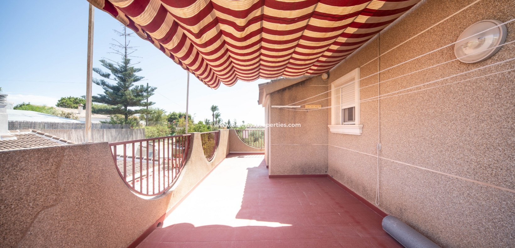 Resale - Fristaende Villa  - Urb. La Marina