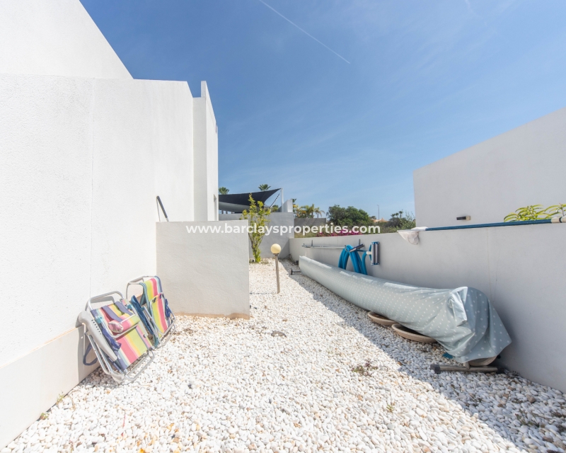 Resale - Fristaende Villa  - Urb. La Marina