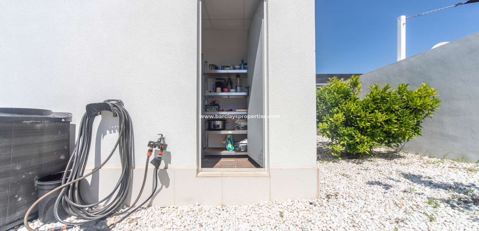 Resale - Fristaende Villa  - Urb. La Marina