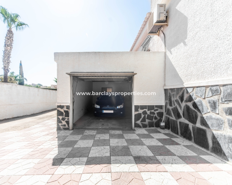 Resale - Fristaende Villa  - Urb. La Marina