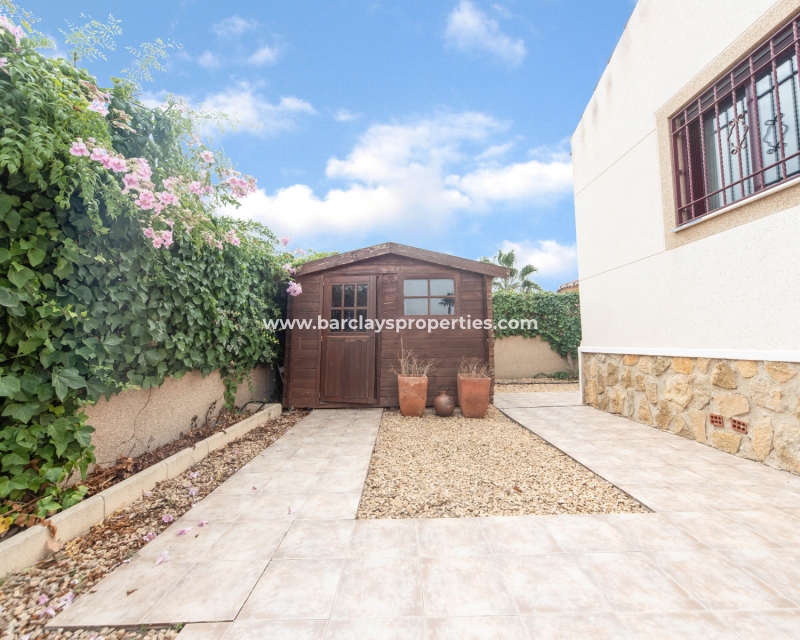 Resale - Fristaende Villa  - Urb. La Marina