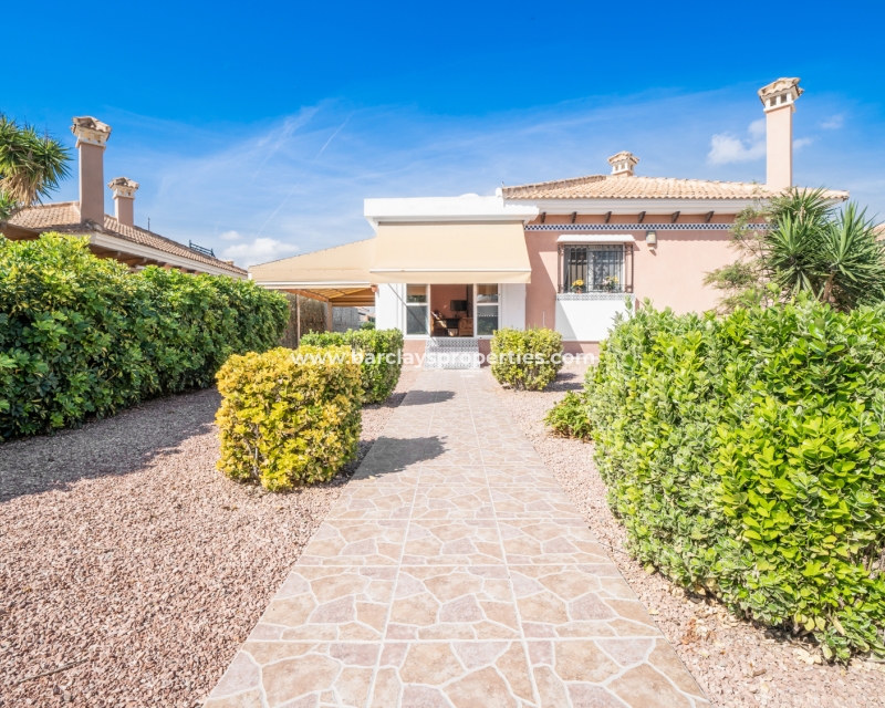Resale - Fristaende Villa  - Urb. La Marina