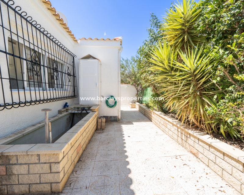 Resale - Fristaende Villa  - Urb. La Marina