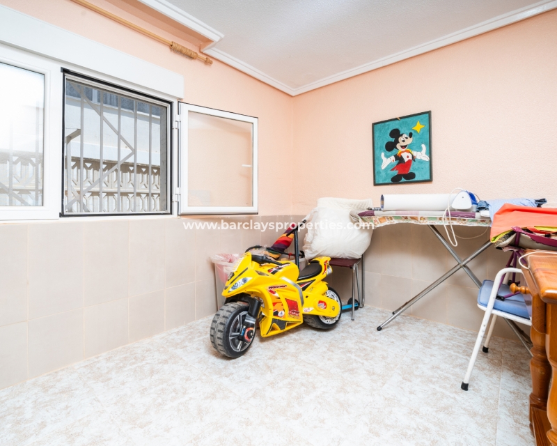 Resale - Fristaende Villa  - Urb. La Marina