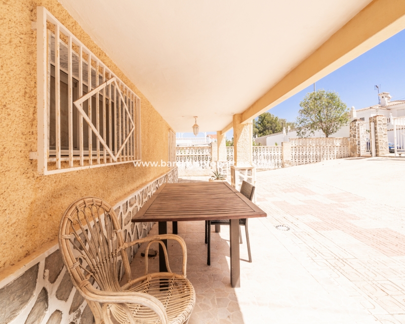 Resale - Fristaende Villa  - Urb. La Marina