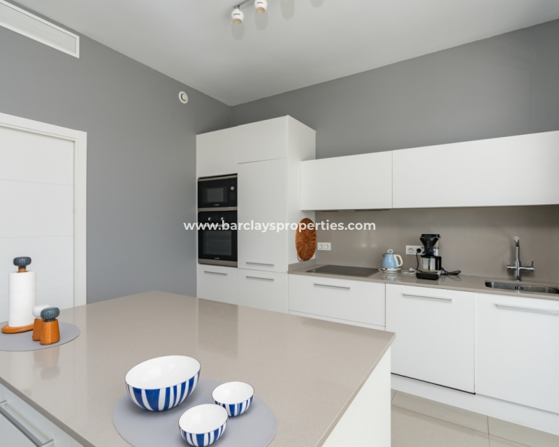 Resale - Fristaende Villa  - Urb. La Marina