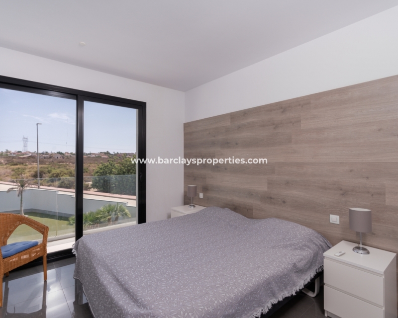 Resale - Fristaende Villa  - Urb. La Marina