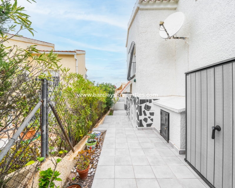 Resale - Fristaende Villa  - Urb. La Marina