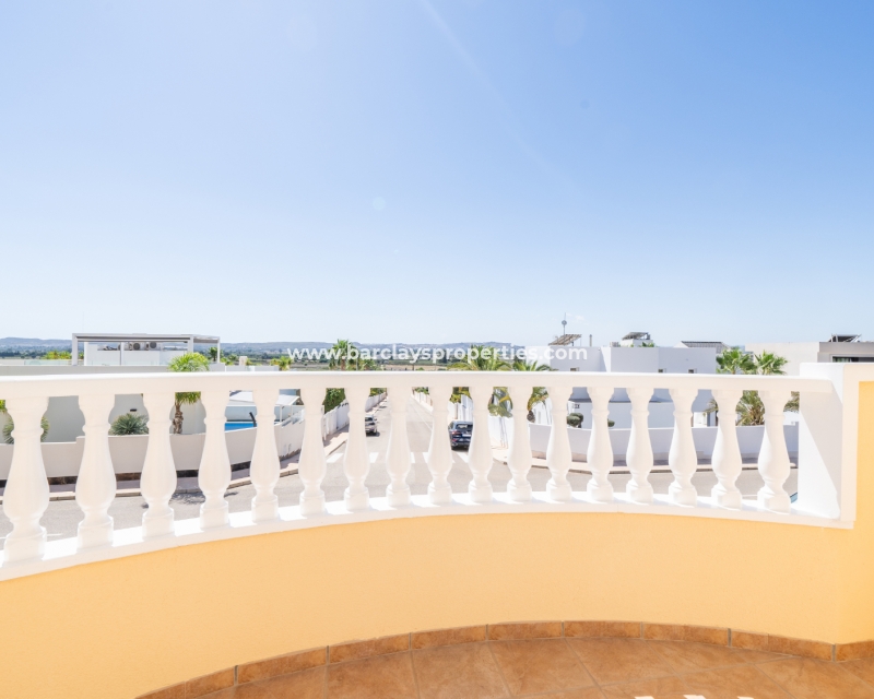 Resale - Fristaende Villa  - Urb. La Marina