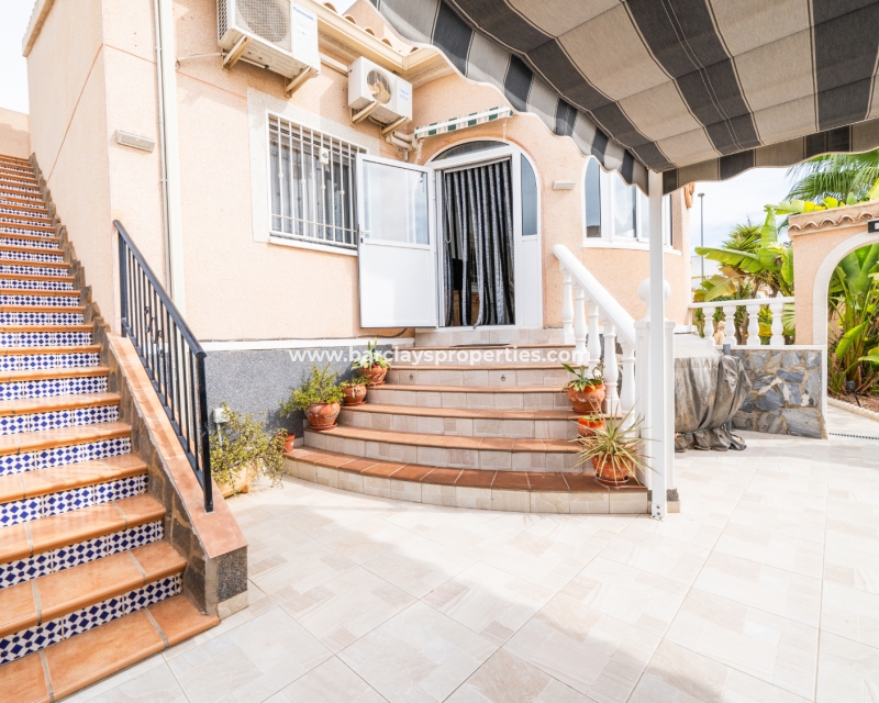 Resale - Fristaende Villa  - Urb. La Marina