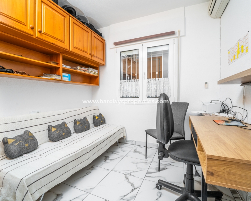 Resale - Fristaende Villa  - Urb. La Marina