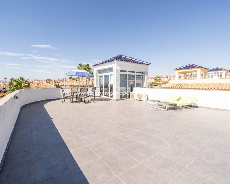 Resale - Fristaende Villa  - Urb. La Marina