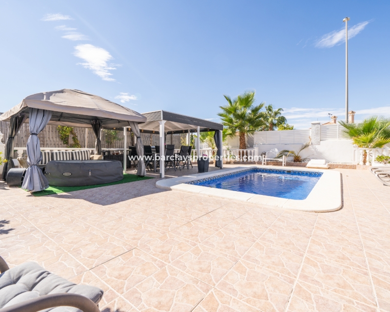 Resale - Fristaende Villa  - Urb. La Marina