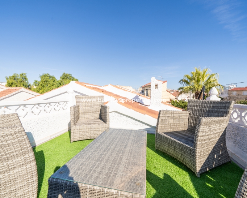 Resale - Fristaende Villa  - Urb. La Marina