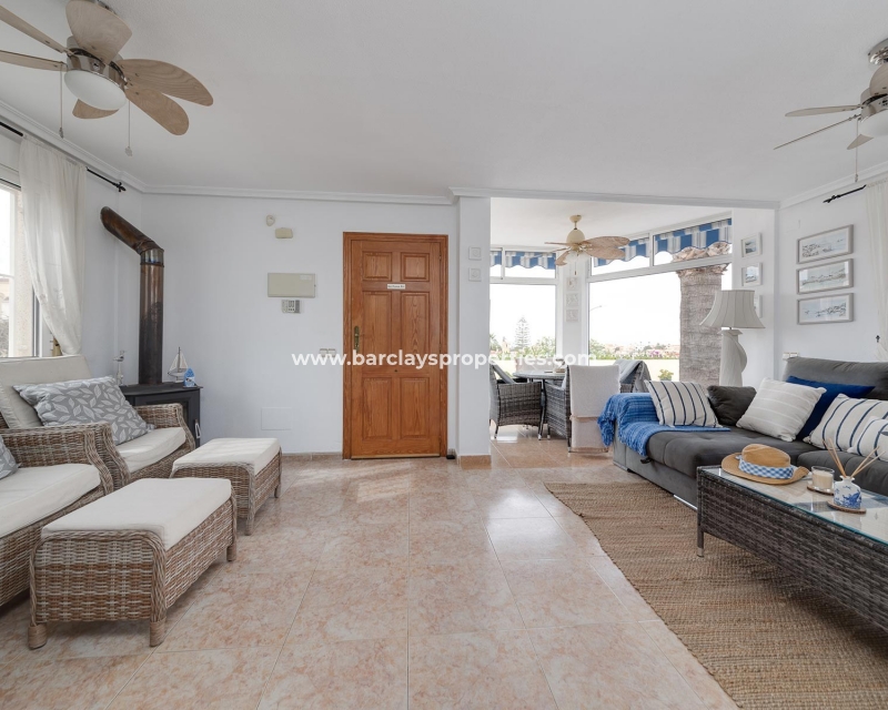 Resale - Fristaende Villa  - Urb. La Marina