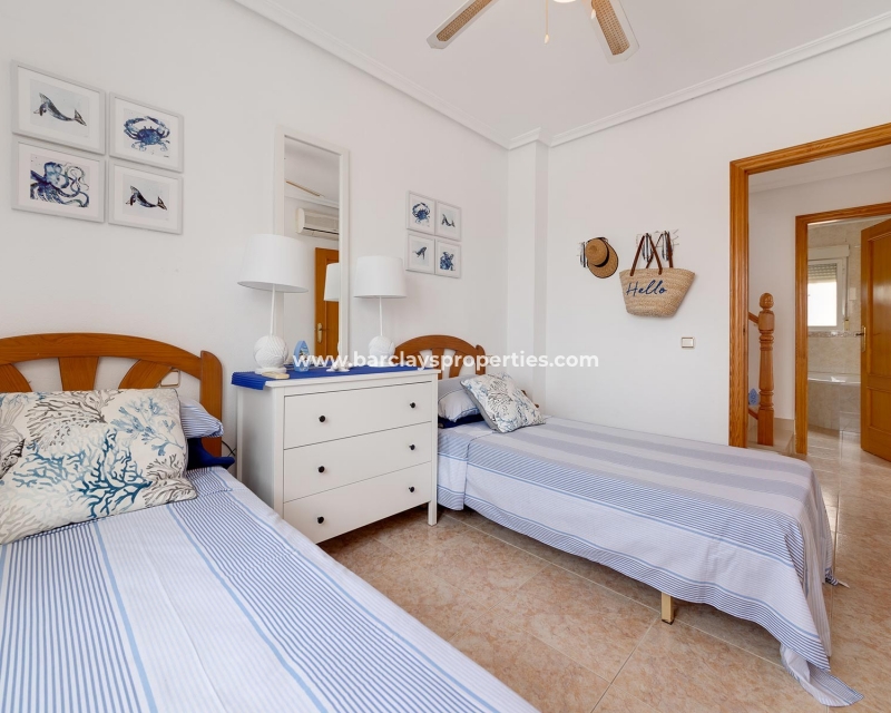 Resale - Fristaende Villa  - Urb. La Marina