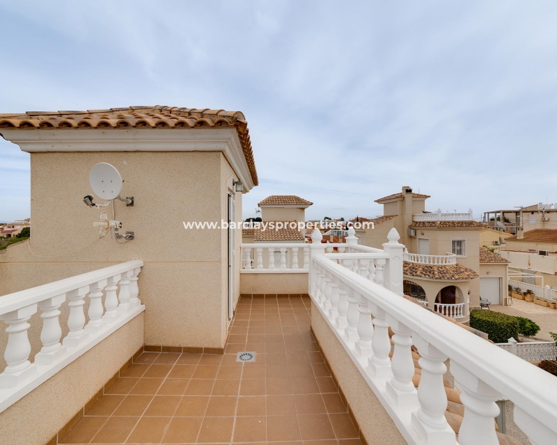 Resale - Fristaende Villa  - Urb. La Marina