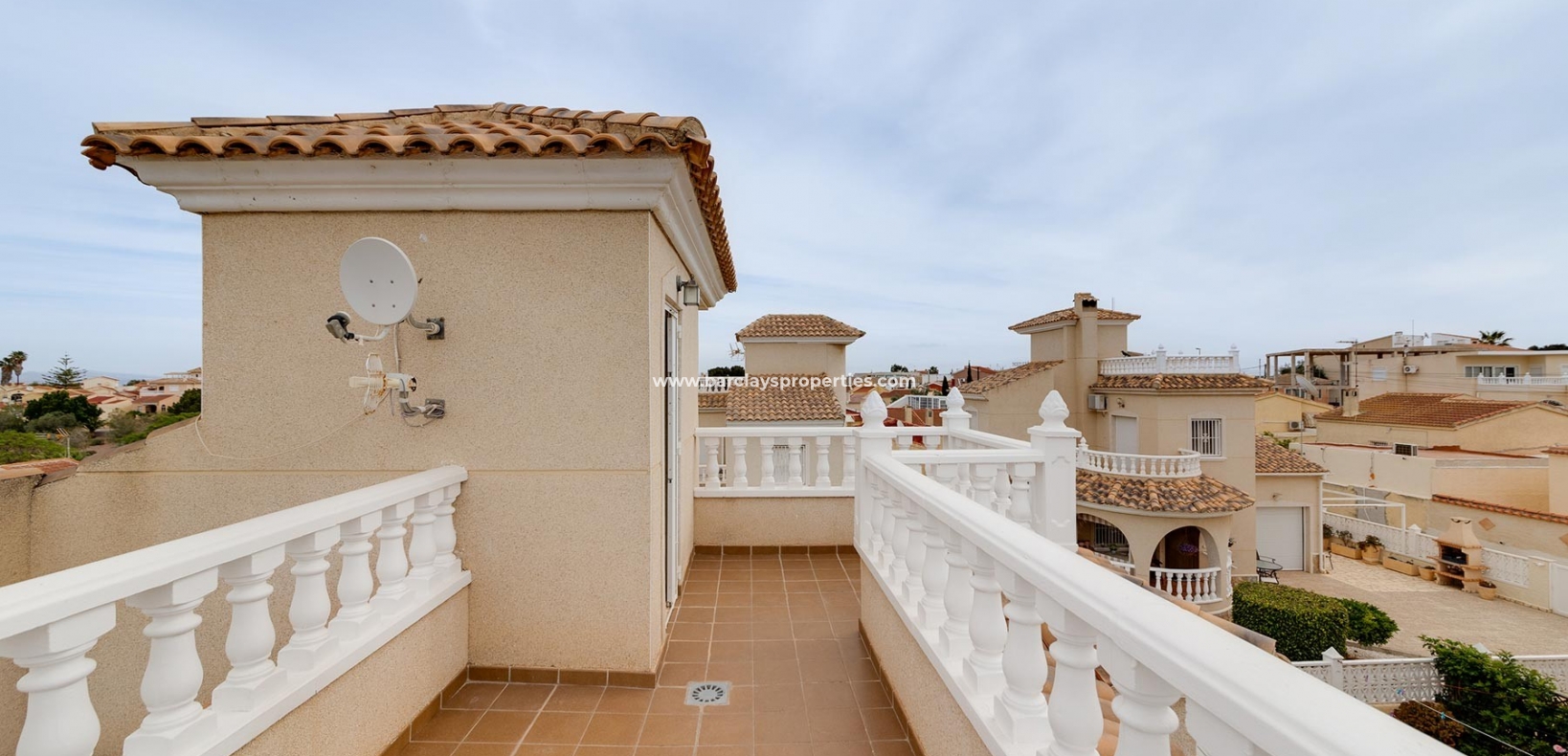 Resale - Fristaende Villa  - Urb. La Marina