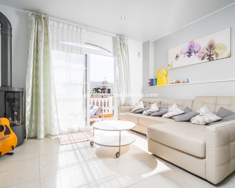 Resale - Fristaende Villa  - Urb. La Marina